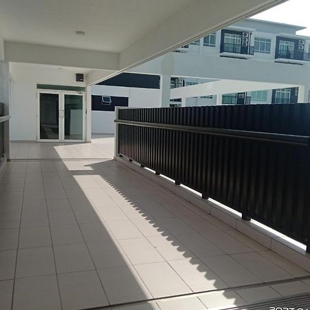 Ferienwohnung Austin @ Novo 8 Malacca Exterior foto