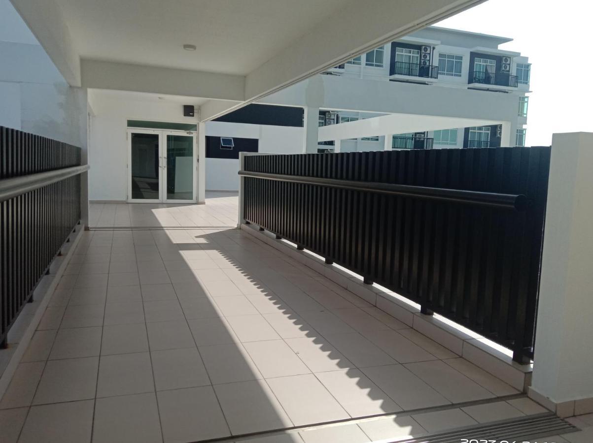 Ferienwohnung Austin @ Novo 8 Malacca Exterior foto